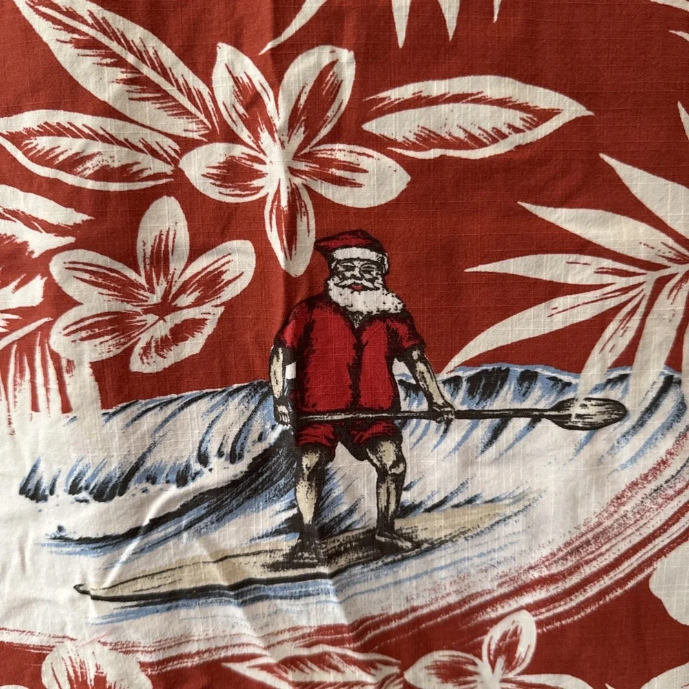 Quiksilver Waterman 'Surfing Santa' Mens SS XL Hawaiian Red/White Button Up